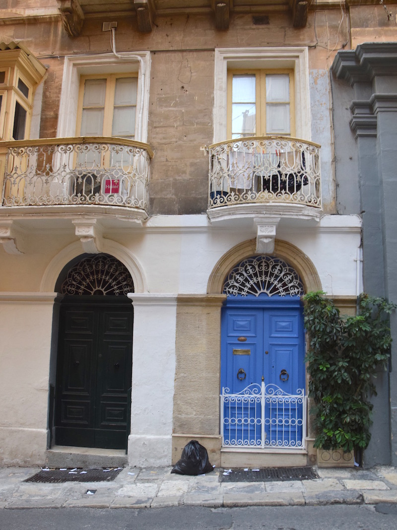 buildings in malta valletta